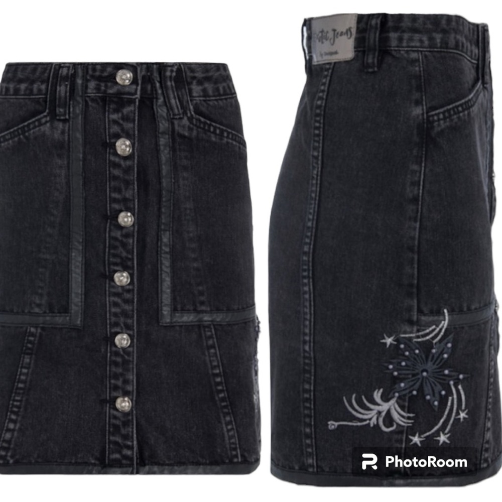 DESIGUAL black wash denim skirt size 28 (US8) - Picture 4 of 15